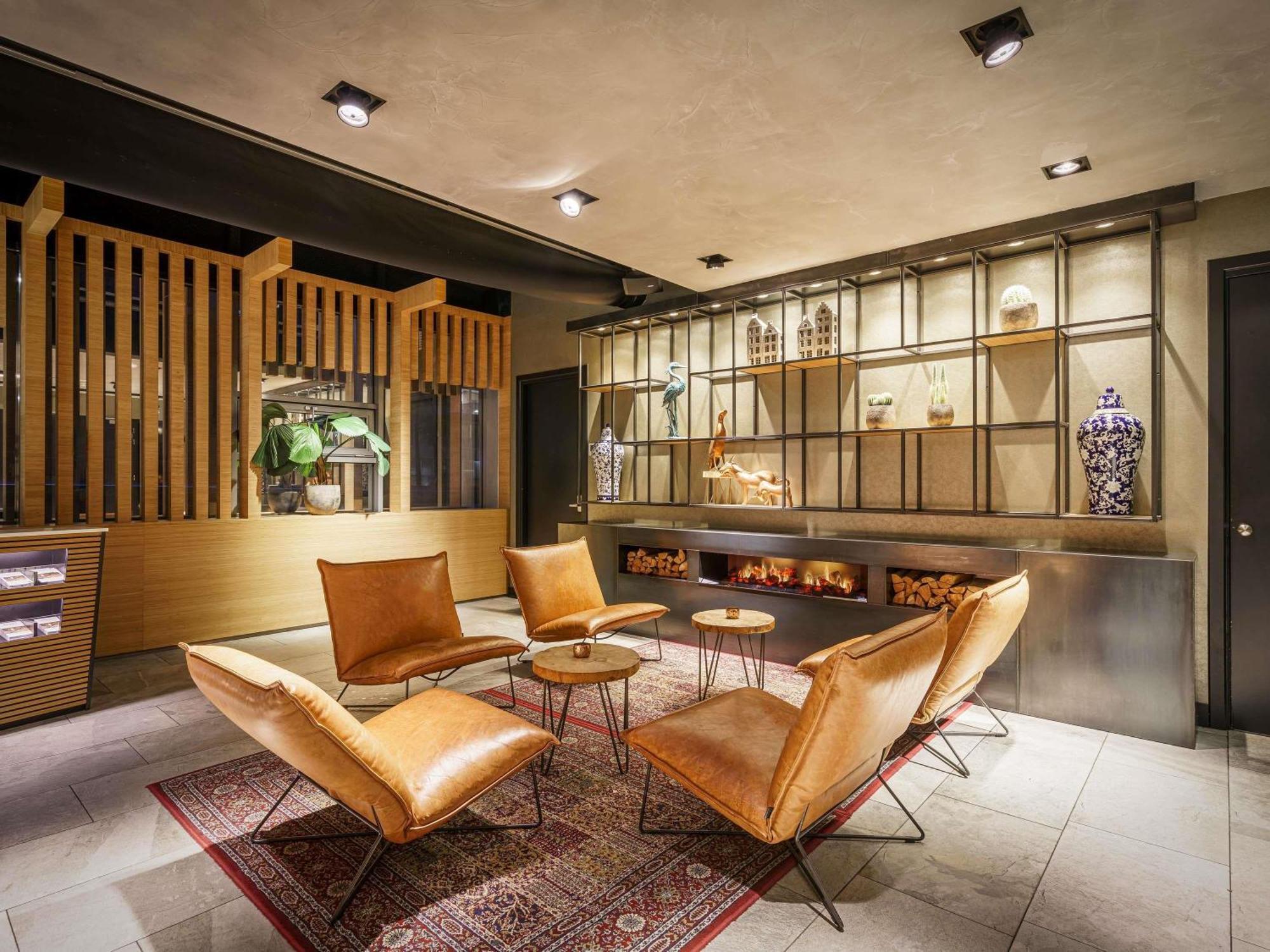 Hotel Mercure Sloterdijk Station 4*